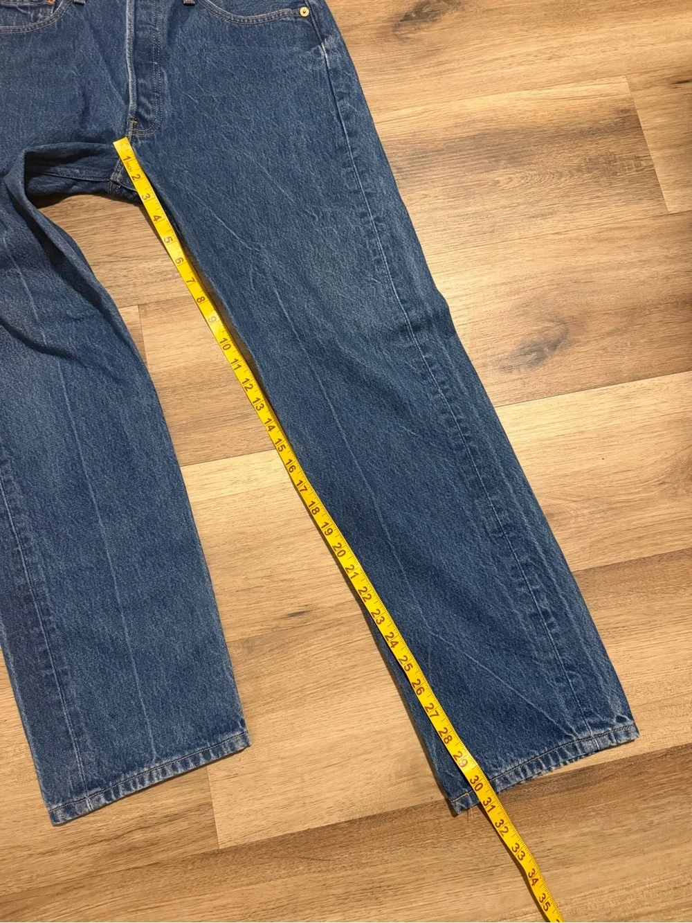 Vintage Levi’s 501 Button Fly Jeans Black Batwing 33x33 actual 32x30
